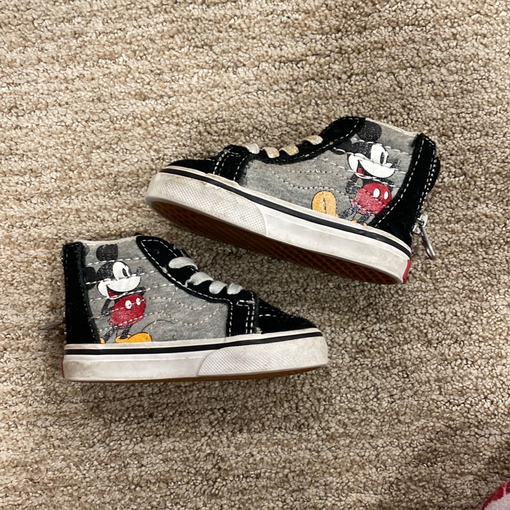 Toddler Mickey Mouse vans size 4